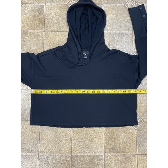 Nike Dri-FIT Long-Sleeve Cropped Pullover Hoodie Women’s Small Button Sleeved - Picture 3 of 11